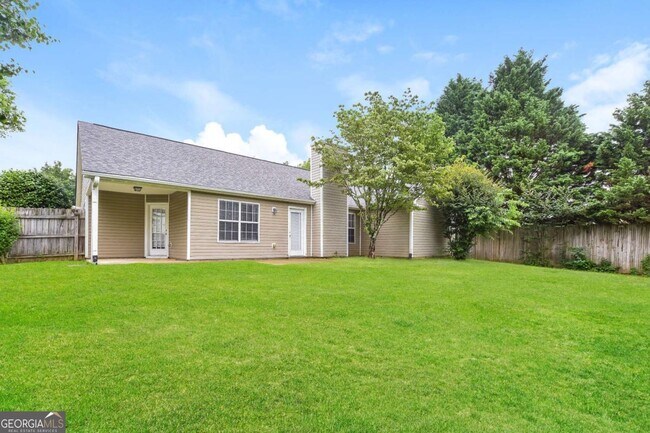 Building Photo - 1525 Julianna Dr