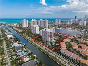 Building Photo - 3598 Yacht Club Dr