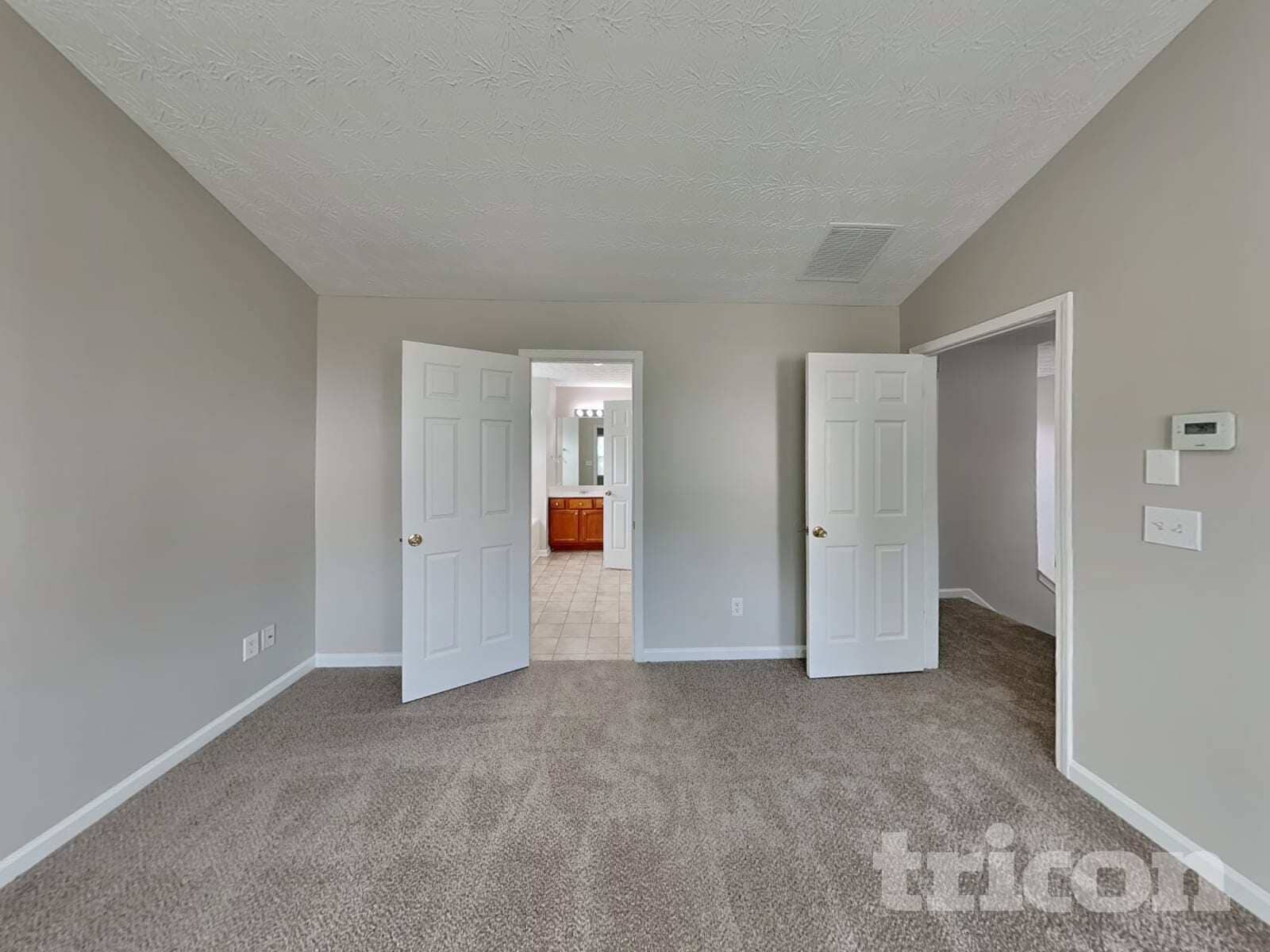 Building Photo - 1704 Chinaberry Ct