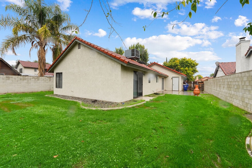 Building Photo - 4713 Tobin Rd