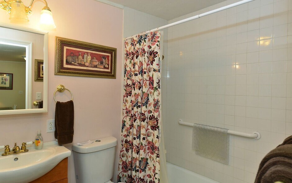 Building Photo - 8260 Ibis St