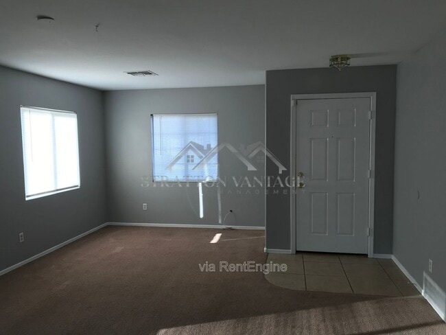 Building Photo - 12525 W Rosewood Ln