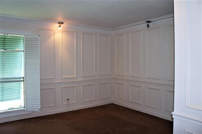 Building Photo - 273 Cypress Point Dr