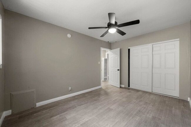 Building Photo - 4036 Gelber Pl