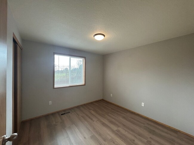 Building Photo - 7509 NE 67th St