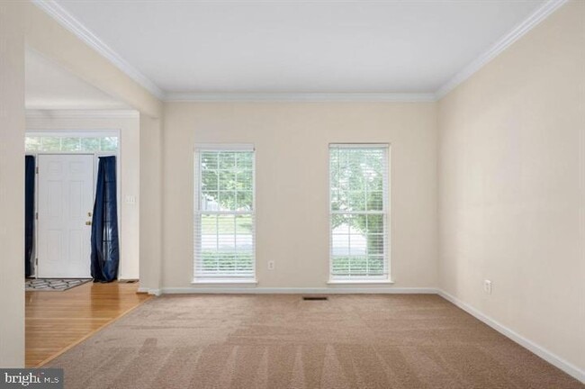 Building Photo - 6 Riggs Rd