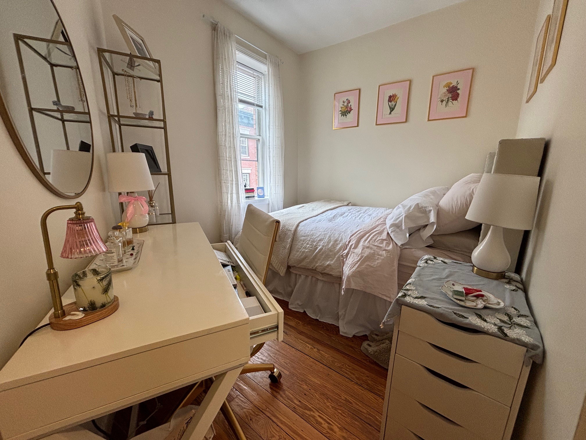 Building Photo - 8 Grove St