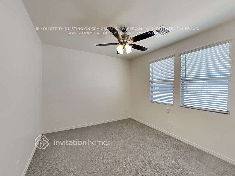 Building Photo - 35823 W Santa Monica Ave