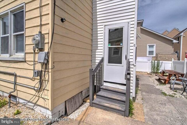 Primary Photo - 74 O St