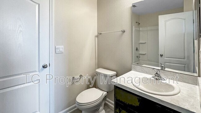 Building Photo - 9610 Baylin Ct