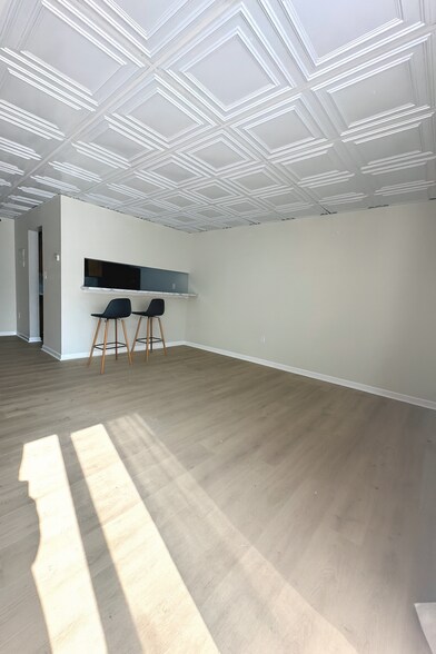 Building Photo - 38280 North Ln