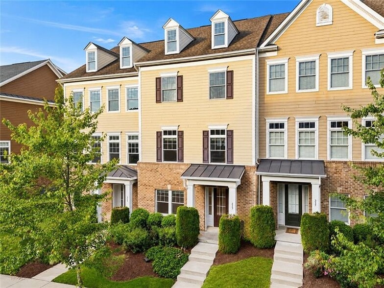 Building Photo - 335 Osona Ln