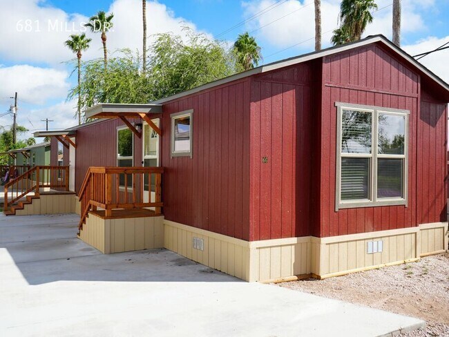 Building Photo - 681 W Mills Dr