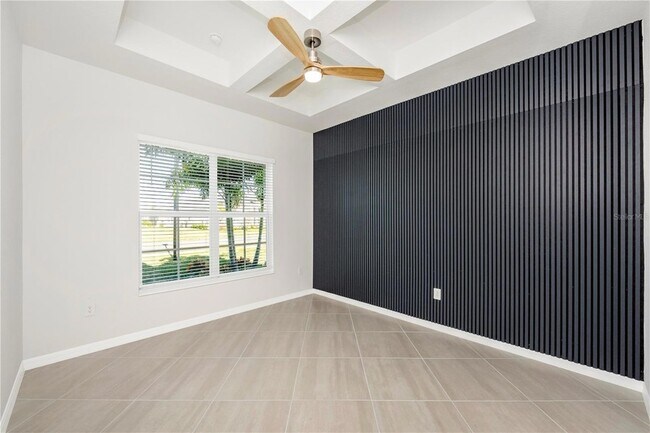 Building Photo - 12655 Wellen Golf St