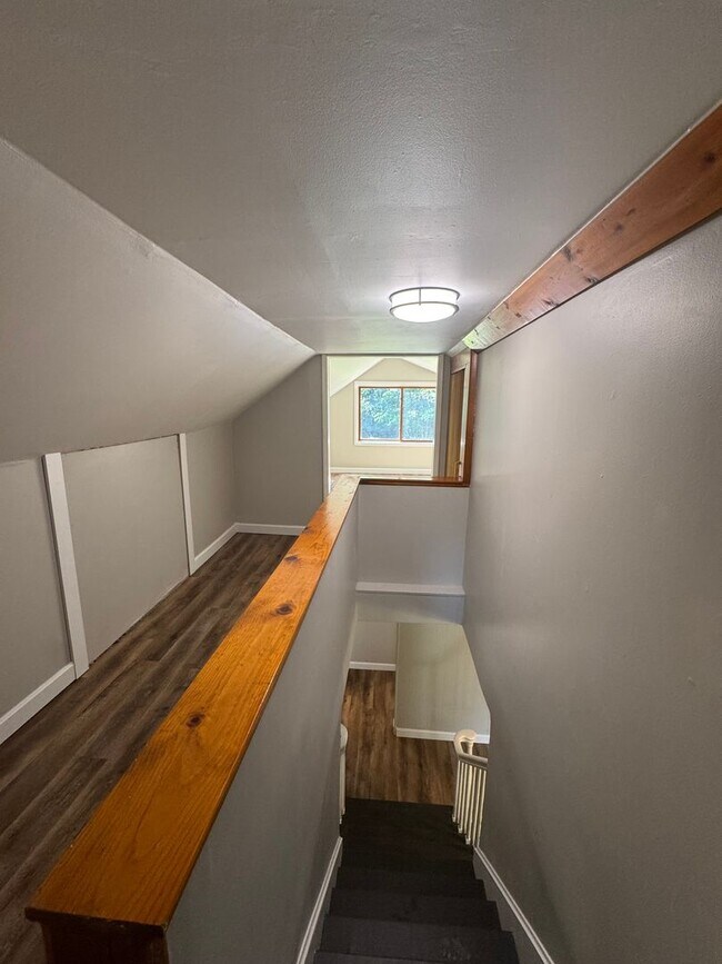 Building Photo - 10523 Williamson Rd
