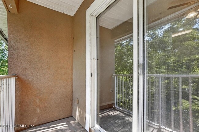 Building Photo - 7920 Merrill Rd