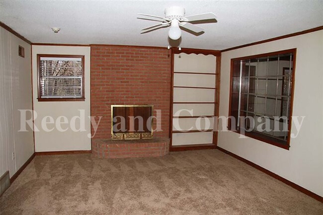 Building Photo - 6800 Old Brownsville Rd