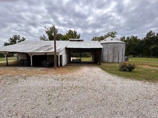 Building Photo - 4500 Middle Mt Vernon Rd