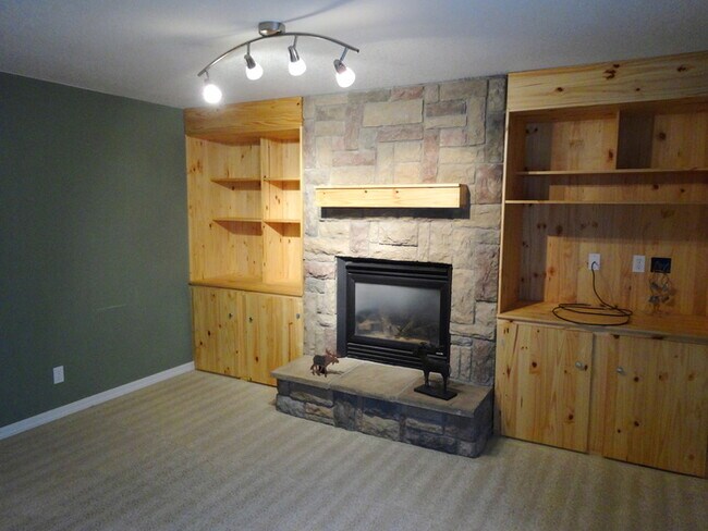 Building Photo - Beautiful Home in Morrison