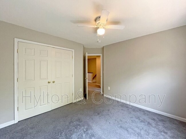 Building Photo - 15716 Palermo Terrace