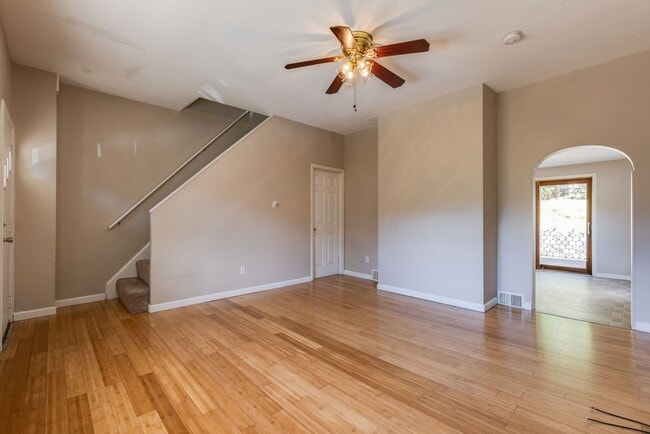 Building Photo - 224 Seward St