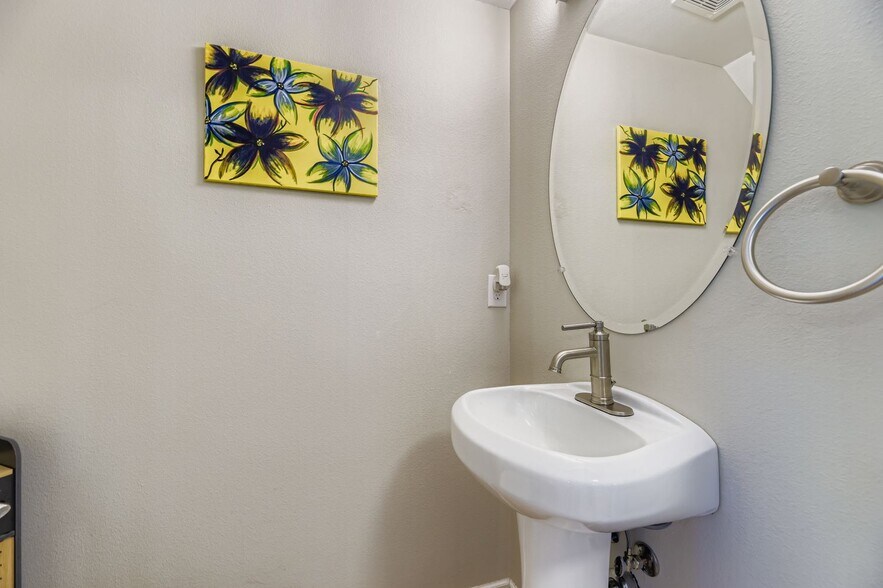 Downstairs half bathroom - 1197 S Mariposa St