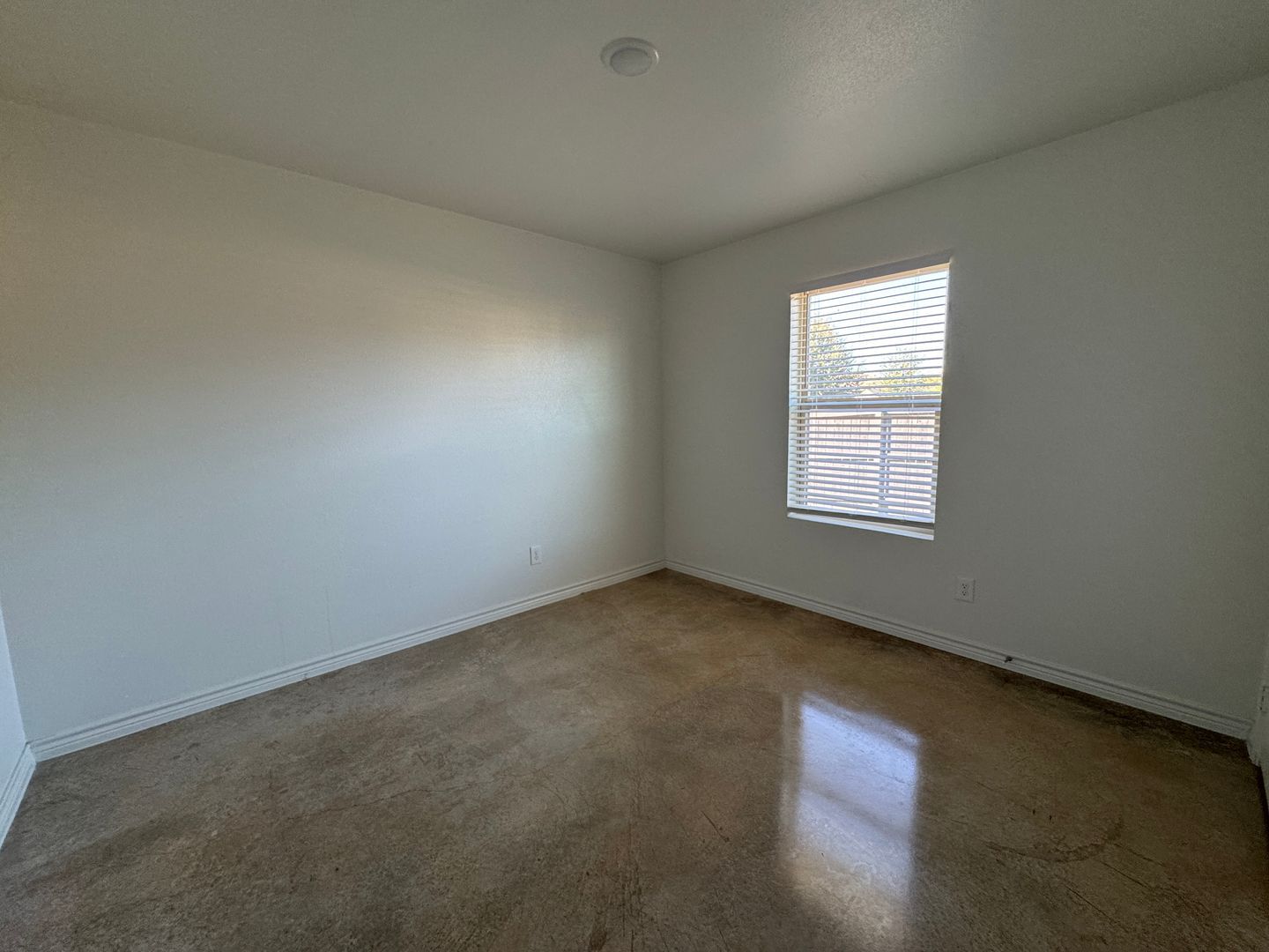 Building Photo - 1800 Emma Naylor Ct