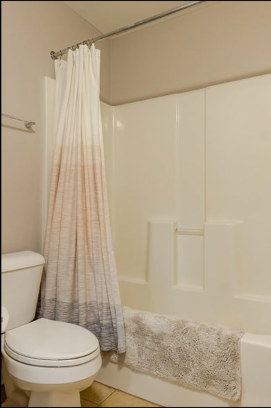 Building Photo - 1848 Greenville St