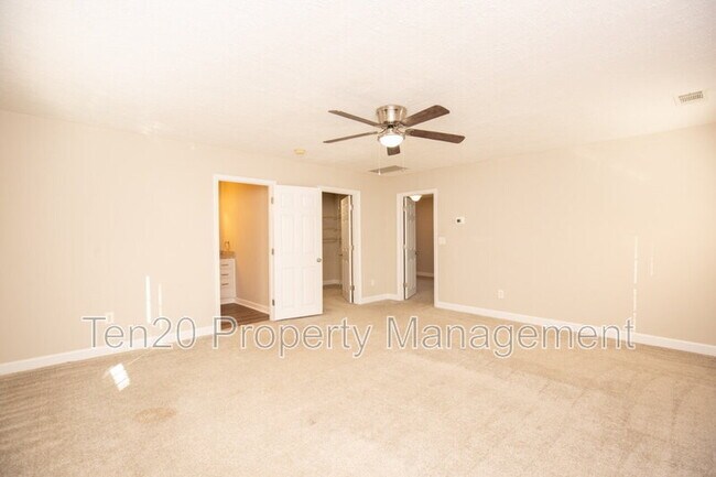 Building Photo - 3615 Phelts Dr