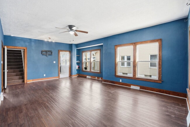 Building Photo - 1117 19th Ave