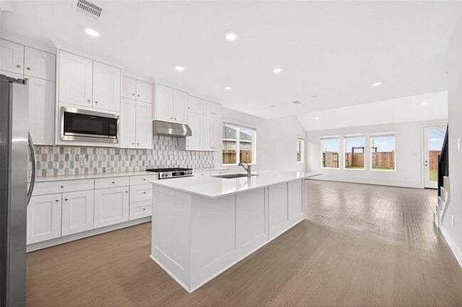 Building Photo - 2826 Gdn Mdw St