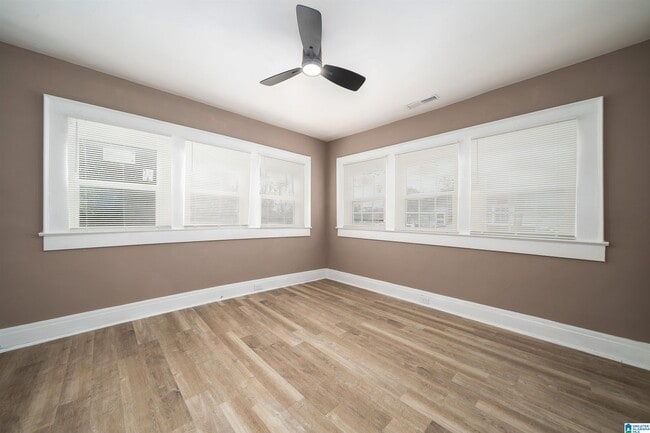 Building Photo - 516 14th St SW