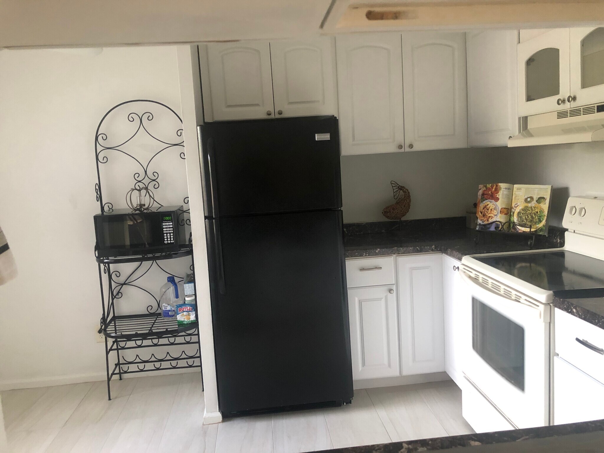 Kitchen - 9647 NW 4th St