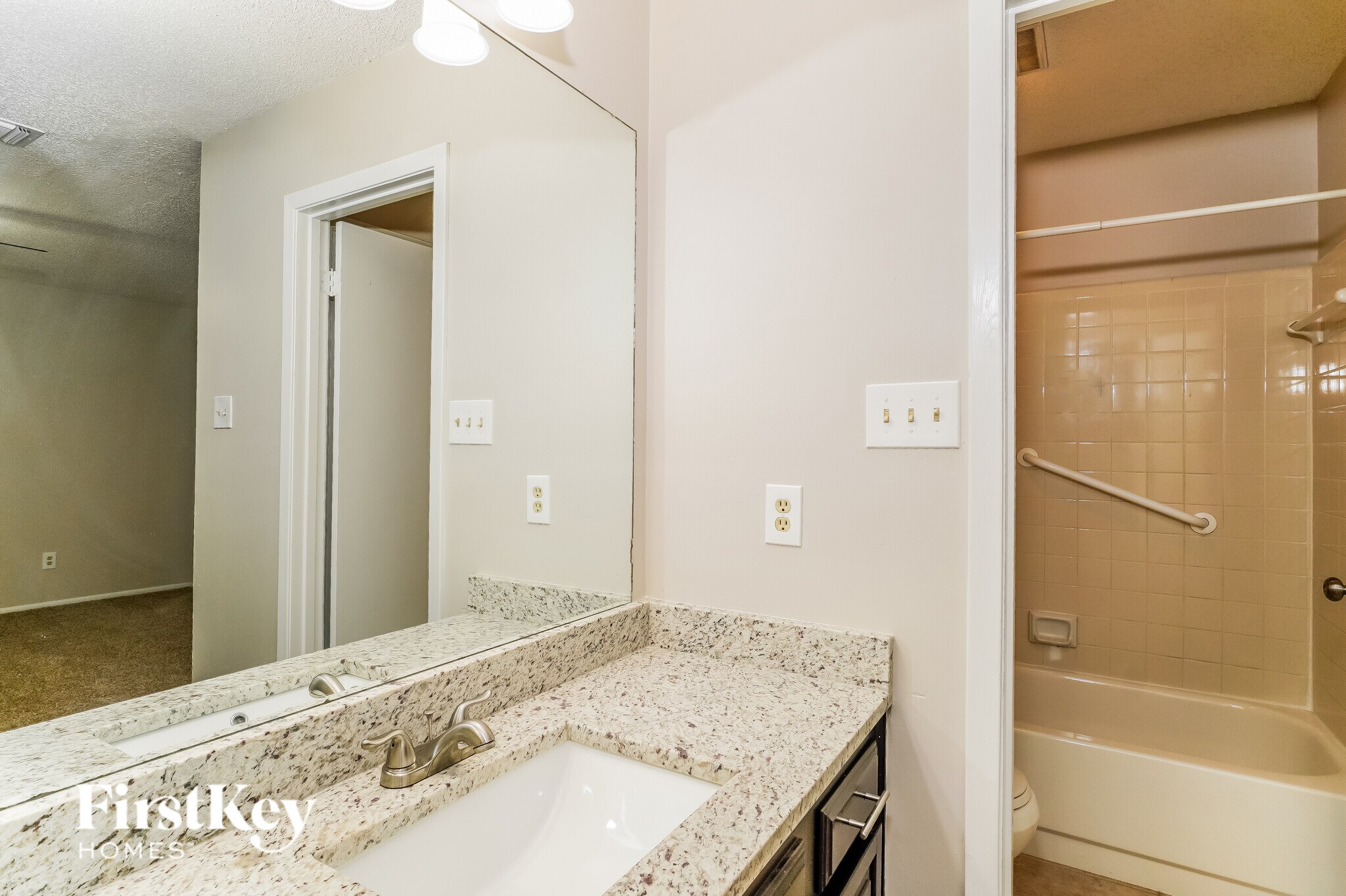 Building Photo - 1702 Jay Schellman St