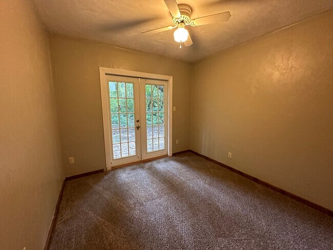 Building Photo - 4130 Stag Run Ct