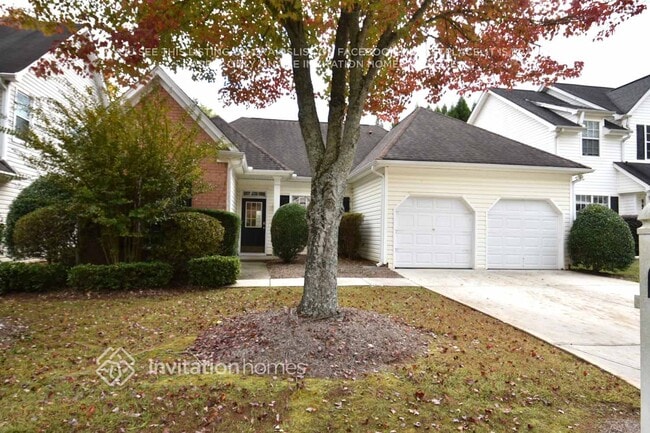 Building Photo - 2482 Lakebrooke Dr