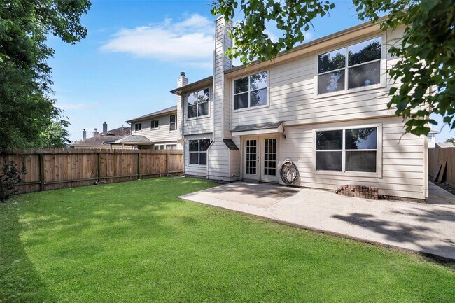 Building Photo - 22250 Queenbury Hills Dr