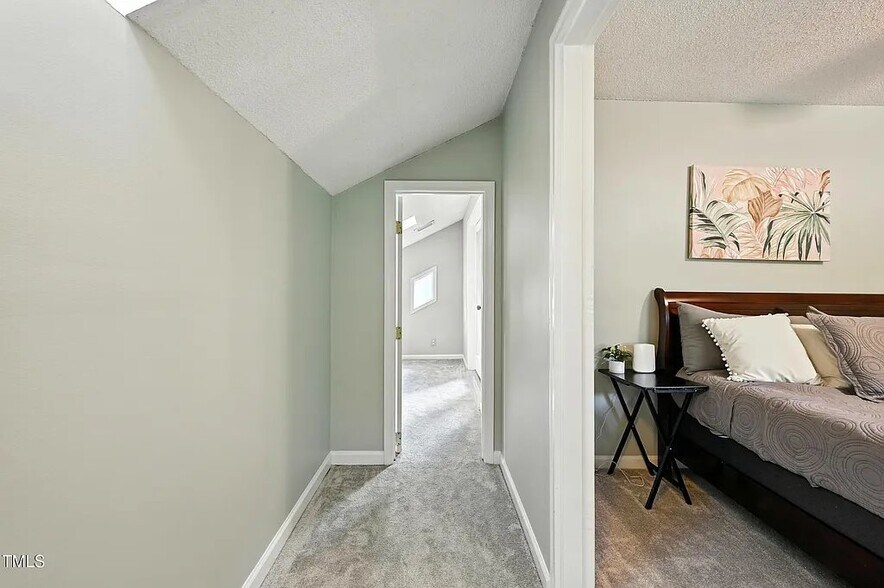 Building Photo - 4002 Westfield Dr