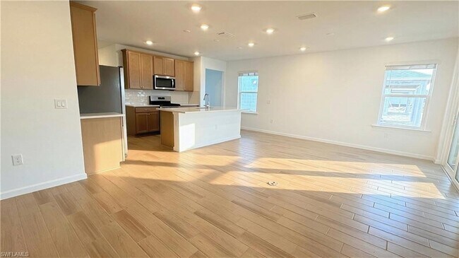 Building Photo - 16922 Sage Ter