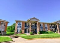 Building Photo - 1400 Eagle Lake Rd