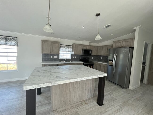 Building Photo - 574 Leopard Ln