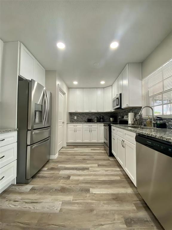 Building Photo - 8024 Candlewoode Dr