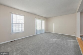 Building Photo - 2 Andrew Ct