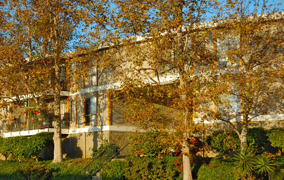 Building Photo - Villa Marquette
