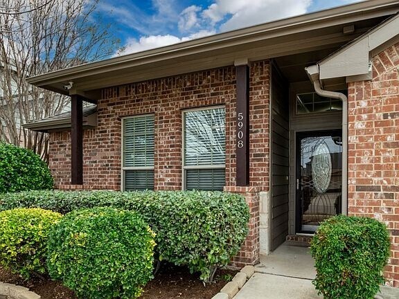Building Photo - 5908 Stirrup Iron Dr