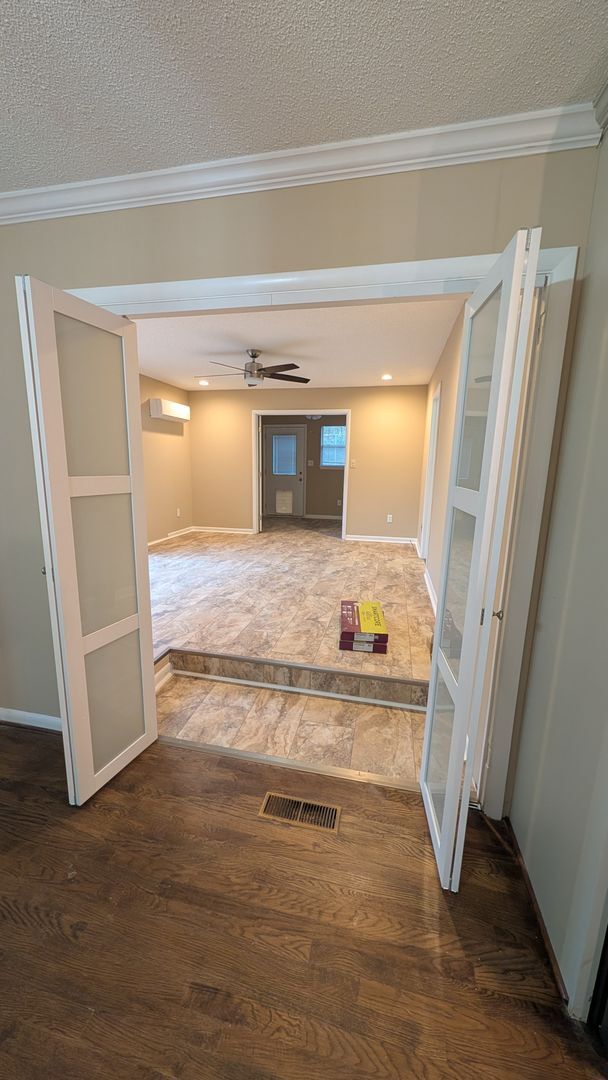 Building Photo - Spacious 4BR Home in Gardendale – Flexible Layout & Massive Backyard!