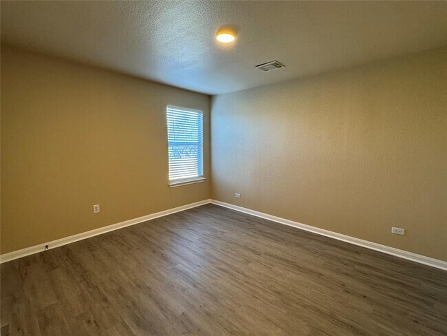 Building Photo - 3701 Turkey Path Bend