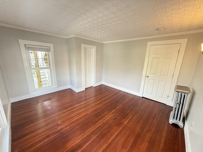 Building Photo - 43 Winthrop St