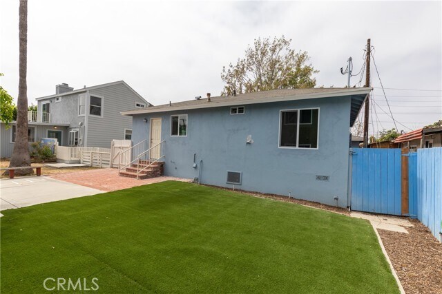 Building Photo - 2218 Placentia Ave