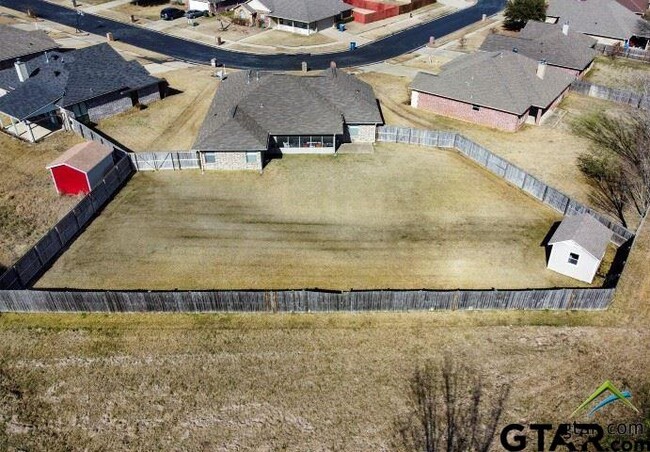 Building Photo - 11595 3 Chimneys Dr